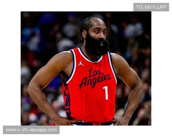 哈登回头望月三分命中直击防线